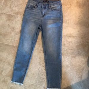 Woman Jean size 29